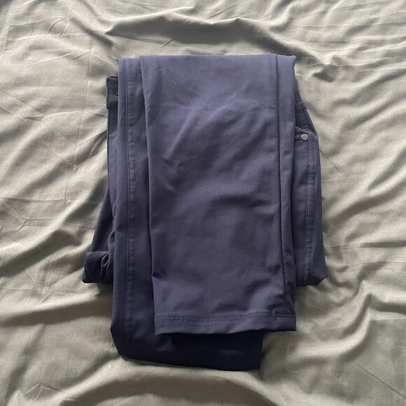 Lululemon ABC Classic-Fit Trouser | Navy Blue | 32" x 30" - Picture 4 of 5